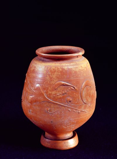 كأس بزخارف نباتية (الطين) بواسطة غريكو رومان